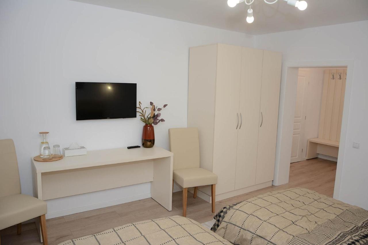 Vila Aras Simeria Extérieur photo
